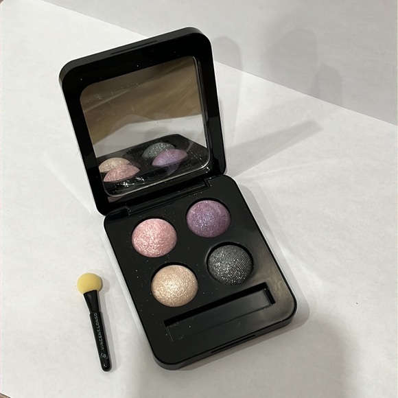 Vincent Longo Cassini Diamante Eyeshadow Quad - Picture 2 of 7